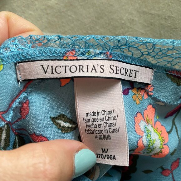 Victoria's Secret Satin Lace Camisole Tank Top Size M - Picture 4 of 8